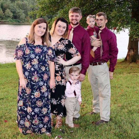 Meet your Posher, April - Picture 1 of 1